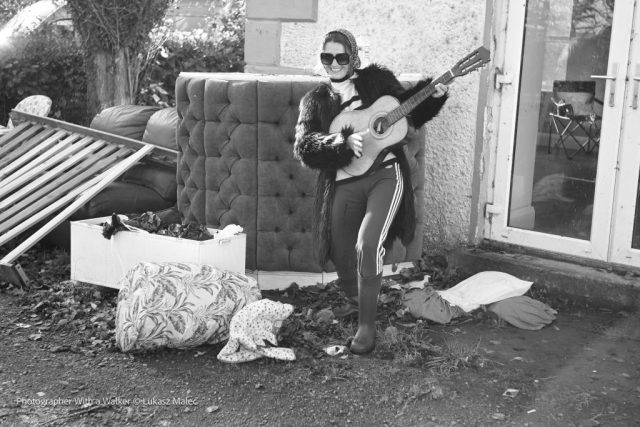 OhVibe Creative Colective Vida Trash