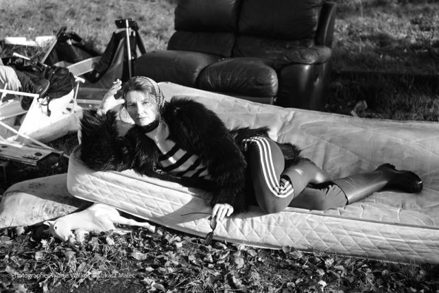 OhVibe Creative Colective Vida Trash